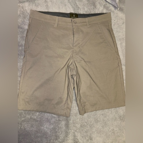 Rorie Whelan Other - Rorie Whelan Golf Shorts. Size 32